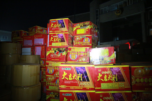 上海九个区即将开放烟花爆竹销售点注意郊区也是有禁燃区域的……